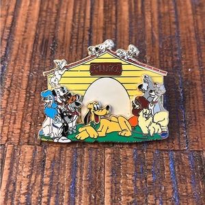 Disney Pin Pluto Dog House Official Trading Pin Rare - Limited Edition